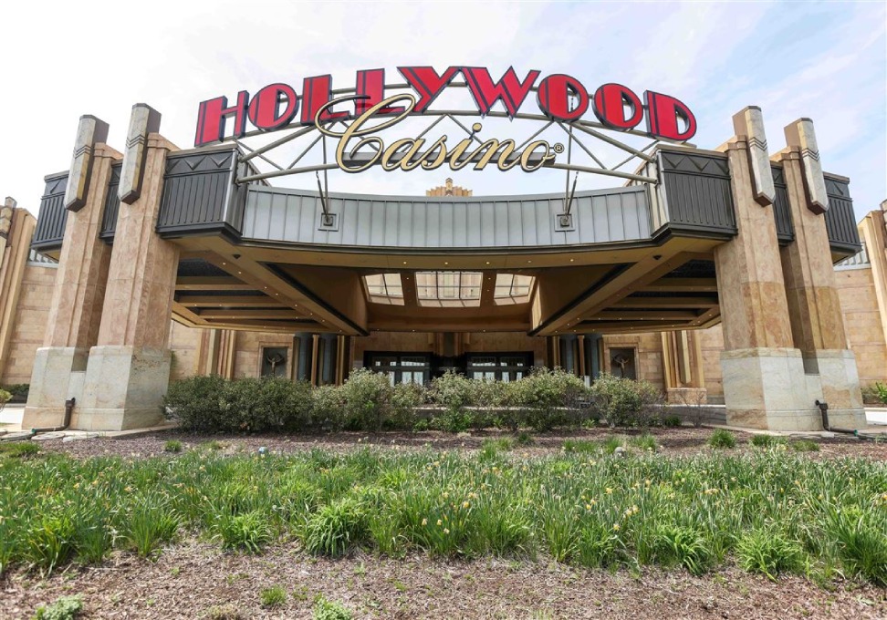 A Thrilling Experience Awaits at Hollywood Casino Toledo